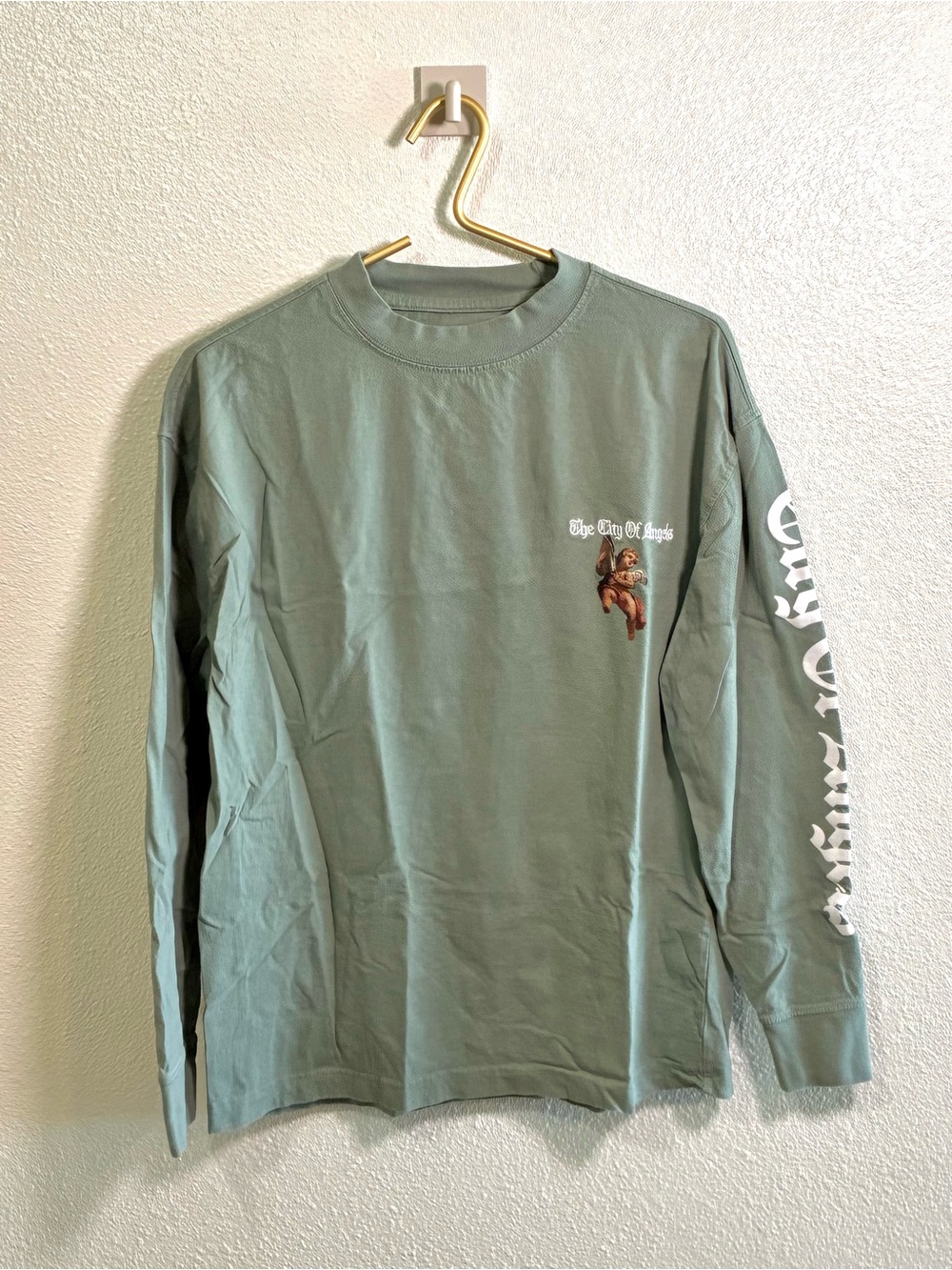 R GSTR City of Angels Renaissance Graphic Long Sleeve Small
